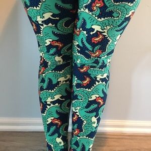 Lularoe TC dragon leggings